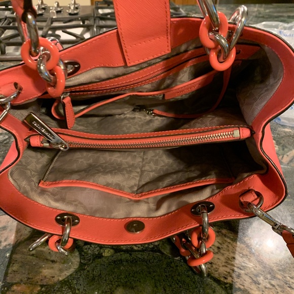 Michael Kors handbag - Picture 5 of 6